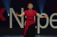 Reading minds through body language | Lynne Franklin | TEDxNaperville