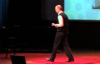 What makes things funny | Peter McGraw | TEDxBoulder